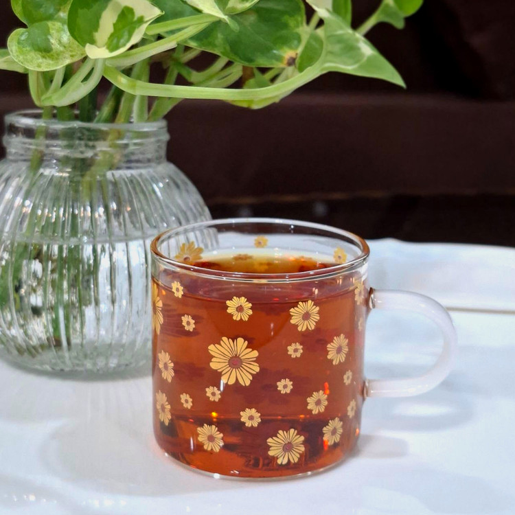 فنجان گرد کوتاه طرح گل بابونه پیرکس اصل 6 عددی