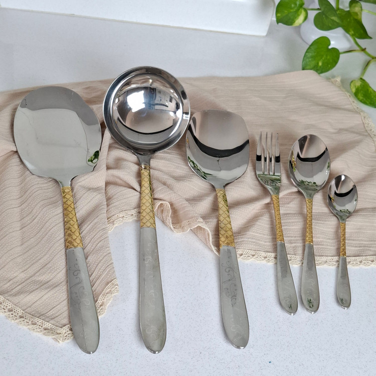 سرویس قاشق چنگال 12 نفره (42 پارچه)